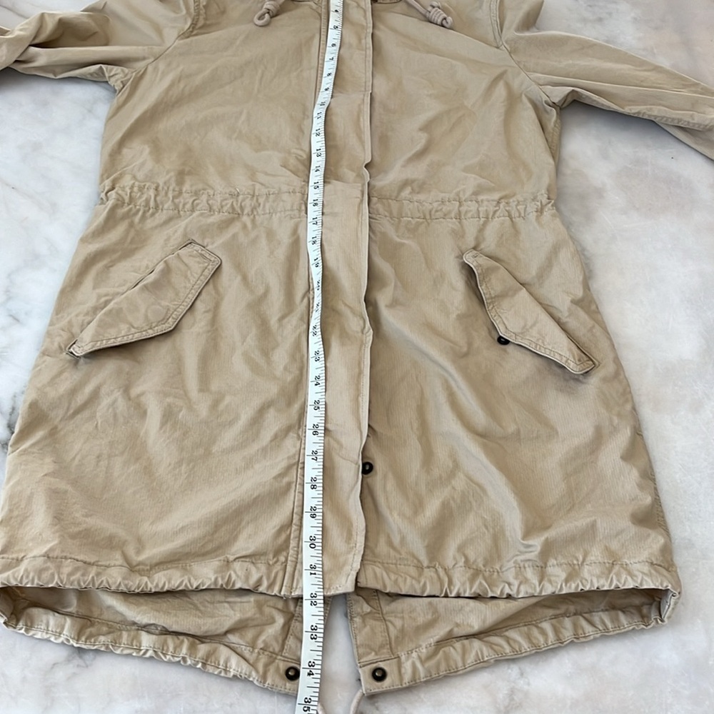 Levi's Women's Cotton Hooded Utility Jacket Lightweight Sz S Khaki Beige - Picture 15 of 16